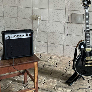 Wholesale Factory Direct Sale Best Selling 15W Electric Guitar <b>Amplifier</b> GA-15 <b>speaker</b> - Product Image 5