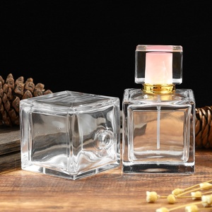 Flacon de parfum vide en verre rectangulaire transparent fantaisie de 100 ml, vente en gros d'usine, flacon de parfum en verre - Product Image 3