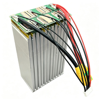 Cellules NMC en pochette 3C 16Ah 22Ah 25Ah 30Ah 33Ah 36Ah 39Ah 47Ah 50Ah 60Ah 68Ah 72Ah 80Ah 3.7V Batterie semi-solide pour drone UAV