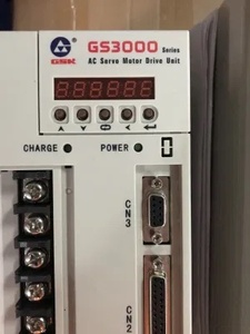 Variateur de vitesse GSK GS3050 AC 380V 5.5KW IP54 15A avec prise en charge de la rétroaction de deuxième position et compatible avec les encodeurs rotatifs incrémentaux - Product Image 3
