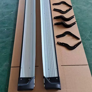 מדרגות צד מחומר PP וסגסוגת אלומיניום להילוקס רבו ויגו, במלאי - Product Image 5