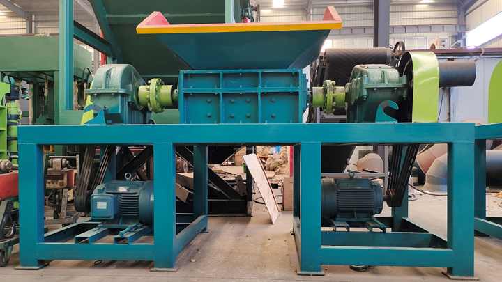 BRD model 2200 Small Footprint Tyre Shredder Tire Grinding Machine ...