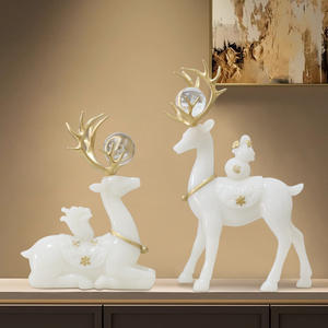 Figura Decorativa de Ciervo Personalizada de Arte Popular Artístico de Lujo, Esculpida en Resina Epoxi, Decoración para el Hogar, Regalo de Inauguración de Casa, Sala de Estar, TV - Product Image 4