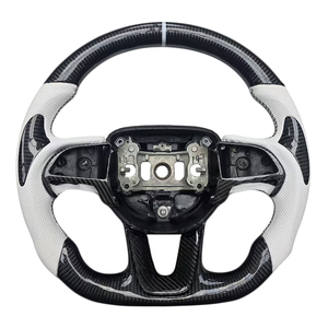 Volante Deportivo de Fibra de Carbono con Agarre de Cuero Perforado para Dodge Challenger SRT - Product Image 1