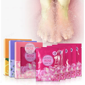 Nouveau produit de pédicure cinq-en-un amélioré, gelée de bain de pieds + sel de mer minéral + gommage + masque de boue + crème pour les pieds - Product Image 1