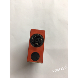 Sensor Fotoeléctrico LEUZE RK18/4 GL8.5 Usado - Product Image 1