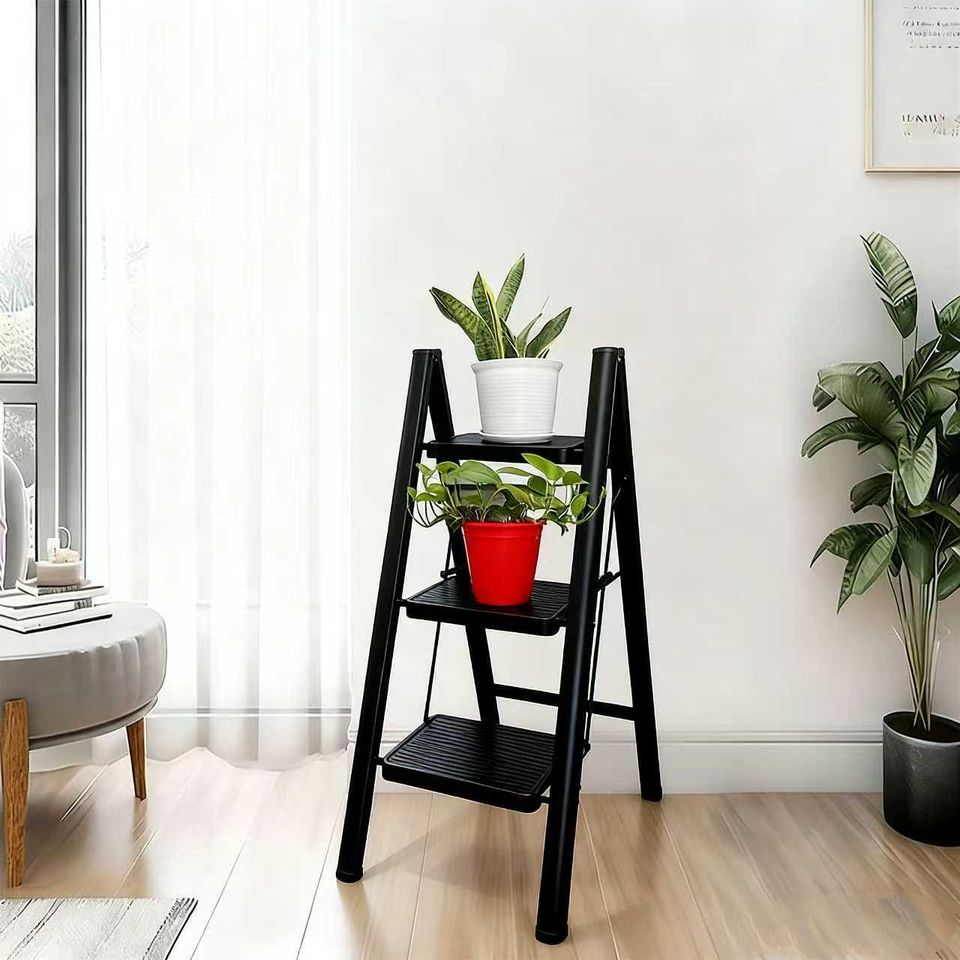 Foldable Rungs CE 131 Certified Folding Step Ladder - 150kg Load Capacity