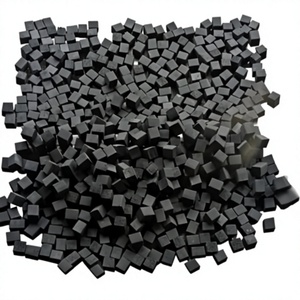 Briquettes de charbon de bois haute densité fabriquées en Indonésie pour les barbecues professionnels et les grillades en plein air - Product Image 5
