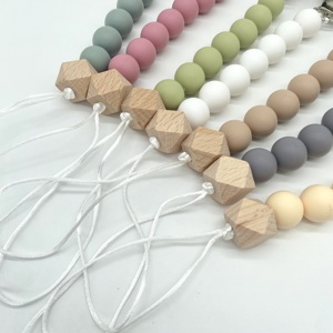 <span class=keywords><strong>Catenella</strong></span> Portaciuccio Artigianale in Legno con Perle in Silicone Senza BPA, Clip Massaggiagengive Personalizzata per Neonati Unisex - Product Image 5