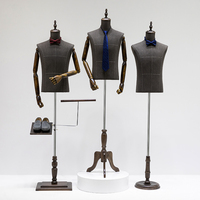 Mannequin Vitrine Homme en Lin Noir Corps Supérieur avec Bras Articulés en Bois pour Vestes et Costumes