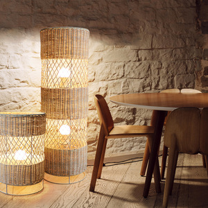 Lampe sur pied en <span class=keywords><strong>rotin</strong></span> faite à la main de style lanterne japonaise avec <span class=keywords><strong>abat</strong></span>-<span class=keywords><strong>jour</strong></span> LED <span class=keywords><strong>pour</strong></span> la décoration du salon - Product Image 6