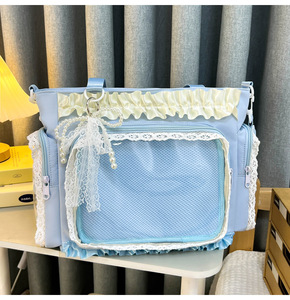 Borsa a tracolla Lolita Ita Bag con finestra trasparente, finiture in pizzo e fiocco di perle, graziosa borsa a spalla Kawaii per esposizione articoli per studenti - Product Image 2