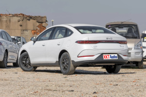 BYD Qin Plus DM-i 2025, PHEV 55KM de pointe, berline 5 places, batterie Blade, E-CVT, charge rapide, <span class=keywords><strong>voiture</strong></span> familiale d'exportation - Product Image 4
