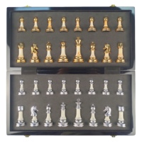 Jeu d'échecs pliable en bois de haute qualité avec boîte à échecs. Design à motif de grain de chêne pour le développement de l'intelligence des enfants