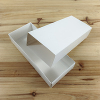 Emballages en carton pliables imprimés sur mesure pour chaussettes, sous-vêtements, lunettes de soleil, boîtes cadeaux avec logo