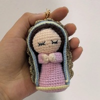 Poupée en crochet faite main Vierge de Guadalupe, ange Marie, mini jouet en peluche, porte-clés réconfortant pour toutes les occasions festives