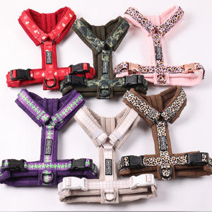 Arnês de Cão Personalizado Premium com Impressão Luxuosa, Ajustável em Corduroy, Estilo H com Fivela de Metal - Product Image 1