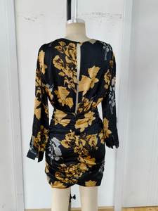 Mini vestido sin tirantes con envoltura floral, elegante, negro, cintura Imperio, Formal, corto, ropa <span class=keywords><strong>de</strong></span> fiesta <span class=keywords><strong>de</strong></span> cóctel, barato, con decoración <span class=keywords><strong>de</strong></span> volantes - Product Image 4