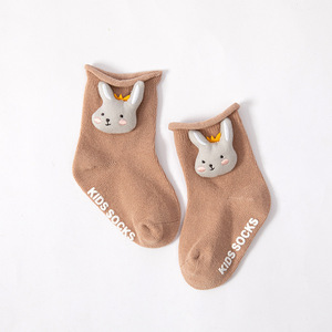 2024 bébé garçon fille chaussettes enfants dinosaure/renard nouveau-né <span class=keywords><strong>pas</strong></span> <span class=keywords><strong>cher</strong></span> trucs anti-dérapant infantile chaussettes de sol - Product Image 4