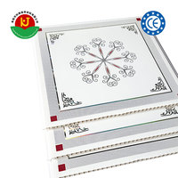 Panneau de plafond décoratif en PVC imperméable OEM fabriqué en Chine pour les projets d'hôtels et de bureaux au Mexique