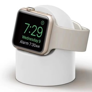 Base de Carga para <span class=keywords><strong>Apple</strong></span> <span class=keywords><strong>Watch</strong></span> en Oferta, Base de Silicona con Orificio de Carga, Diseño Simple - Product Image 1