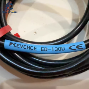 KEYENCE ED-130U เซ็นเซอร์ตรวจจับโลหะแบบอิสระ รุ่น ED ซีรีส์ ตัวเซ็นเซอร์แบบไม่มีการป้องกัน M30 NPN ED 130U - Product Image 1