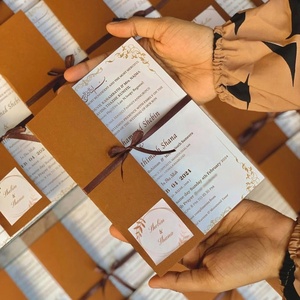 Ensemble d'invitations de <span class=keywords><strong>mariage</strong></span> personnalisées, cartes de luxe avec estampage à chaud pour cérémonie de <span class=keywords><strong>mariage</strong></span> formelle - Product Image 1
