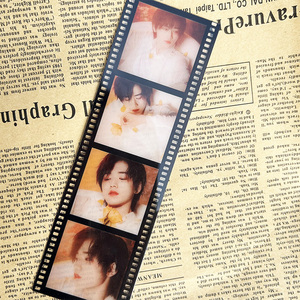 Carte transparente de haute qualité personnalisée pour les fans, photocard rétro en plastique pour idole Kpop, carte de concert, cadeau - Product Image 1