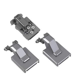 Puerta con Cubierta Delgada de Acero, Cierre Suave Hidráulico, Bisagras Max de 1.2mm de Grosor, Diseño Moderno para Cocina, Hotel, Comedor, Sala de Estar, Baño - Product Image 1