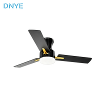 Ventilateur de plafond de 52 pouces avec télécommande, luminosité réglable, rotation inversée, moteur DC silencieux, ventilateur de plafond de style moderne