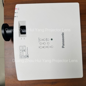 Proyector Láser 3LCD de 4500 Lúmenes para Exteriores con 180° de Visibilidad °   Lente Ojo de Pez para Planetario Inflable Móvil para Niños Escolares - Product Image 4