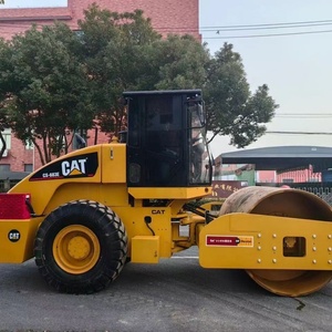 Rouleau compacteur Caterpillar CS683E d'occasion de 20 tonnes, rouleau compacteur vibrant Cat CS683E à vendre - Product Image 2