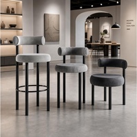 Tabouret de bar moderne avec structure en métal, chaise de bar rembourrée avec accoudoirs pour café, restaurant, hôtel