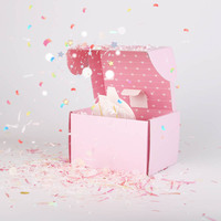 Nouvelle Boîte Cadeau Surprise Confettis Éclatants 2025 – Boîtes en Papier pour Noël, Jouets, Remises de Diplômes, Anniversaires, Fête des Pères et Fête des Mères