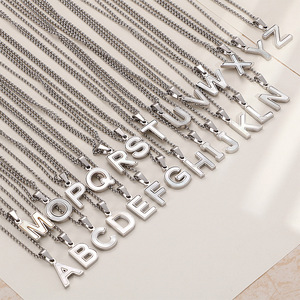 Collar con Colgante de Letra Inicial, Chapado en Oro de 18K, Moderno, para Aniversario, con Cruz de Acero Inoxidable 316L y Concha Blanca - Product Image 6