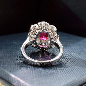 Anillo de Plata S925 con Rubí Color Sangre de Pichón y <span class=keywords><strong>Diamantes</strong></span>, Popular <span class=keywords><strong>en</strong></span> Europa y América, <span class=keywords><strong>Venta</strong></span> Directa de Fábrica - Product Image 3