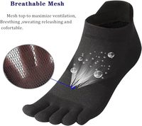Chaussettes de sport de plein air à la cheville courte et coupe basse de couleur unie Chaussettes de course Chaussettes unisexes à cinq doigts en coton