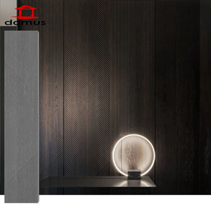 Panneaux muraux décoratifs contemporains haut de gamme en composite bois-plastique, design texturé 3D sculpté, pour appartement et salle à manger - Product Image 1