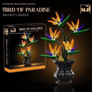 Decorazioni Floreali Assemblabili con Blocchi di Costruzione a Piccole Particelle: Artiglio di Drago, Crisantemo, Fiore di Prugna, Rosa Cotone, Uccello del Paradiso - Product Image 4