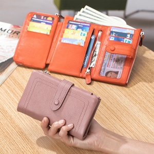 Wholesale Men's Long Genuine Leather Vintage <b>Wallet</b> with RFID Blocking Zipper Closure & Custom <b>Trifold</b> Credit Card Holder - Product Image 4