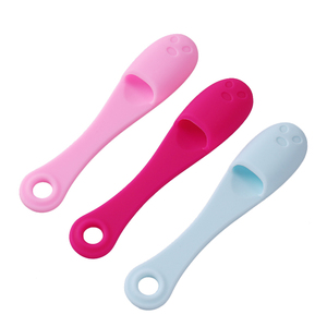 Soft Silicone <b>Face</b> <b>Scrubber</b> Finger Nose Cleansing Brush Manual Pore Cleansing Brush - Product Image 1