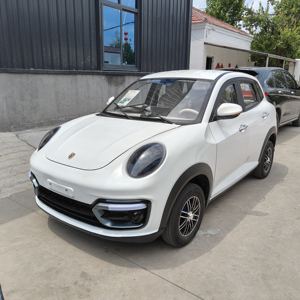 Nouveau véhicule électrique SUV mini <span class=keywords><strong>chinois</strong></span> à grande vitesse avec quatre roues, direction à gauche, fonctionnalités de haute technologie, véhicules à énergie nouvelle - Product Image 2