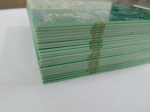 TOP PCB <span class=keywords><strong>de</strong></span> alta frecuencia <span class=keywords><strong>de</strong></span> microondas-Circuitos Roger 4000 + FR4 mixto presión pcb placa <span class=keywords><strong>de</strong></span> circuito - Product Image 4