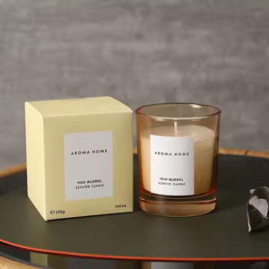 Bougies Parfumées de Luxe pour Marque Privée de Créateur, Faible Quantité Minimale de Commande, Bougie Parfumée Personnalisée dans un Pot en Verre Transparent Coloré avec Boîte - Product Image 3