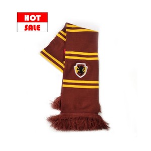 عينة مجانية من المصنع وشاح محبوك مخصص أكريليك تصميم وحجم مخصص وشاح كرة قدم شتوي بالجملة - Product Image 1