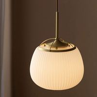 Luminaire suspendu à faible éblouissement pour un éclairage intérieur confortable et durable au quotidien