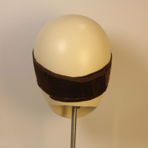 Venta al por mayor de Diademas elásticas de encaje Peluca Banda de agarre Antideslizante Ajustable Peluca de terciopelo Agarre Diadema para mantener la peluca - Product Image 3