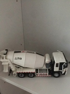 1/35 hecho personalizado escala diecast metal de gran mezclador de concreto de <span class=keywords><strong>camión</strong></span> pesado juguetes China productor - Product Image 5