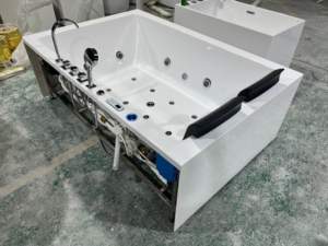 Baignoire <span class=keywords><strong>spa</strong></span> autoportante moderne HG Custom 1,8 m pour deux personnes <span class=keywords><strong>avec</strong></span> fonction massage et douche intégrée - Product Image 6