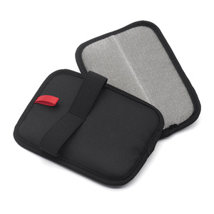Nouveaux gants épais pour enlever les poils d'animaux, brosse double face pour chien et chat, gant de nettoyage portable - Product Image 4